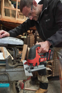 MILWAUKEE PISTOSAHA M18 BJS-402C 8
