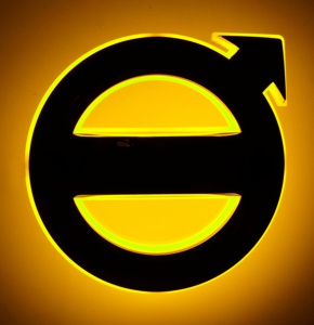 VALKOINEN/KELTAINEN 15CM LED-VALOPOHJA ALKUPERÄISELLE VOLVO-KYLTILLE 2