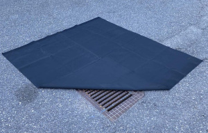 KAIVON-/VIEMÄRINSULKUMATTO 1500X1700MM, EPDM-KUMIA 2