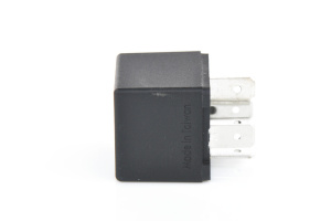 BOSCH KYTKENTÄRELE MINI 24V/20A, 5-NAP  2*87 4