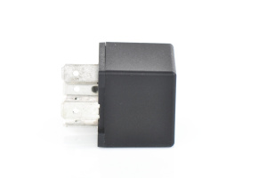 BOSCH RELE 24V DIODILLA 20A 5-NAP. 6