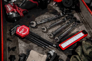 MILWAUKEE HEX-AVAIN KOMPAKTI 3MM 3
