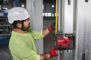 MILWAUKEE RISTILINJALASER M12 A3PLO-0C 8