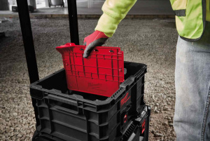 MILWAUKEE JAKAJAT AVOLAATIKKO PACKOUT 4