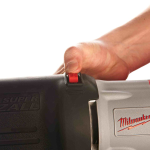 MILWAUKEE PUUKKOSAHA SSPE 1300 SX 8
