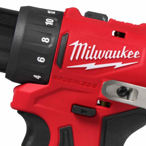 MILWAUKEE AKKUPORAKONE M12 BLDDRC-0 5