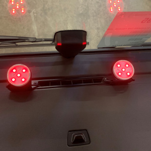 TUULILASITELINE KAHDELLE POPPY ILMANRAIKASTIMELLE VOLVO FH4 4
