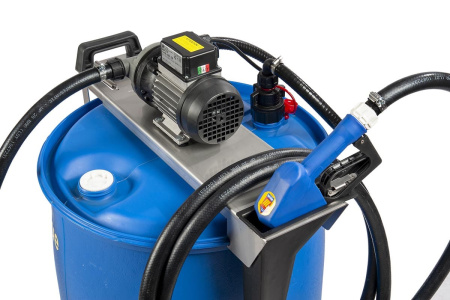 MECLUBE ADBLUE SIIRTO-/TÄYTTÖLAITE 230V, 40L/MIN, AUTOMAATTIPISTOOLI, 180-220L TYNNYREILLE