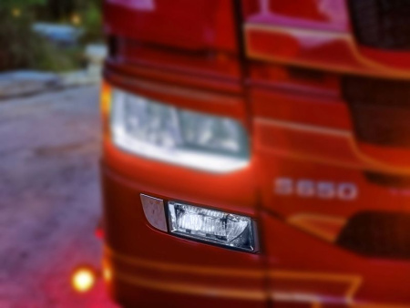 LEDSON LED-ÄÄRIVALOSARJA SUMUVALOUMPIOON VALKOINEN, SCANIA 2016-2022