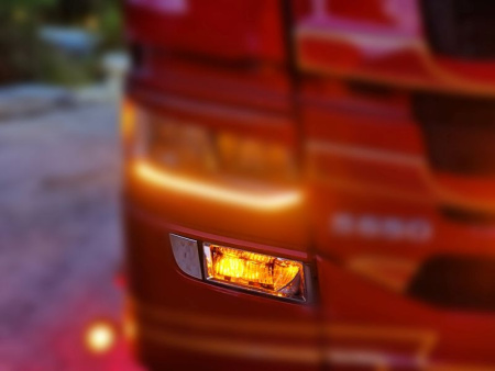 LEDSON LED-ÄÄRIVALOSARJA SUMUVALOUMPIOON ORANSSI, SCANIA 2016-2022