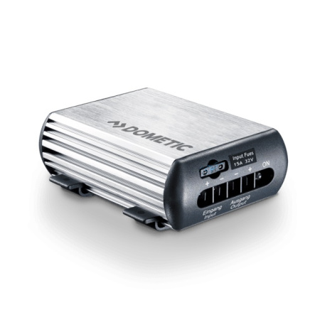 DOMETIC PERFECTCHARGE DCDC 12, JÄNNITTEENMUUNNIN 12A, 24V -> 12V